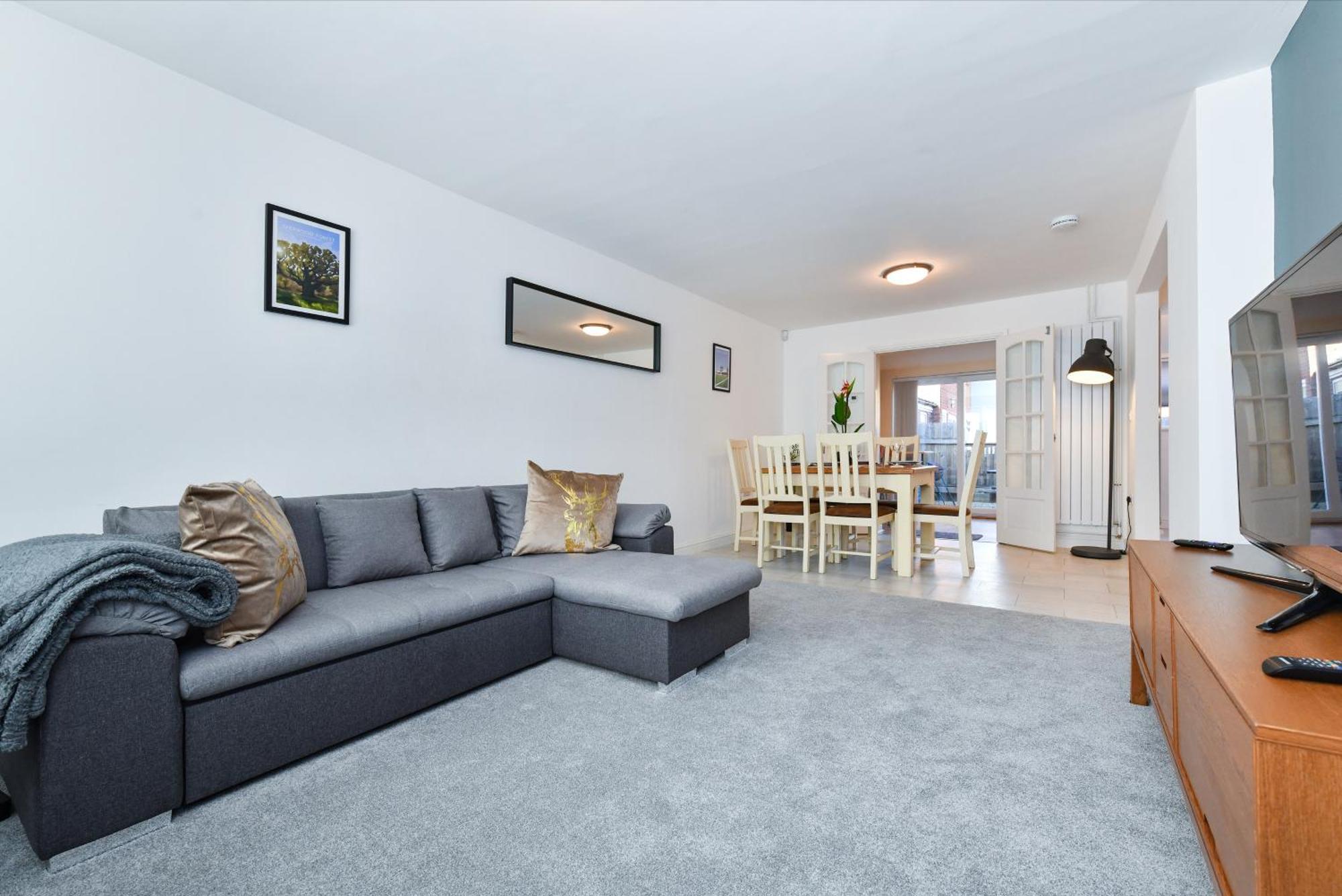 Morgan House- 4 Bed House, Near Nottingham Trent Uni Villa Buitenkant foto